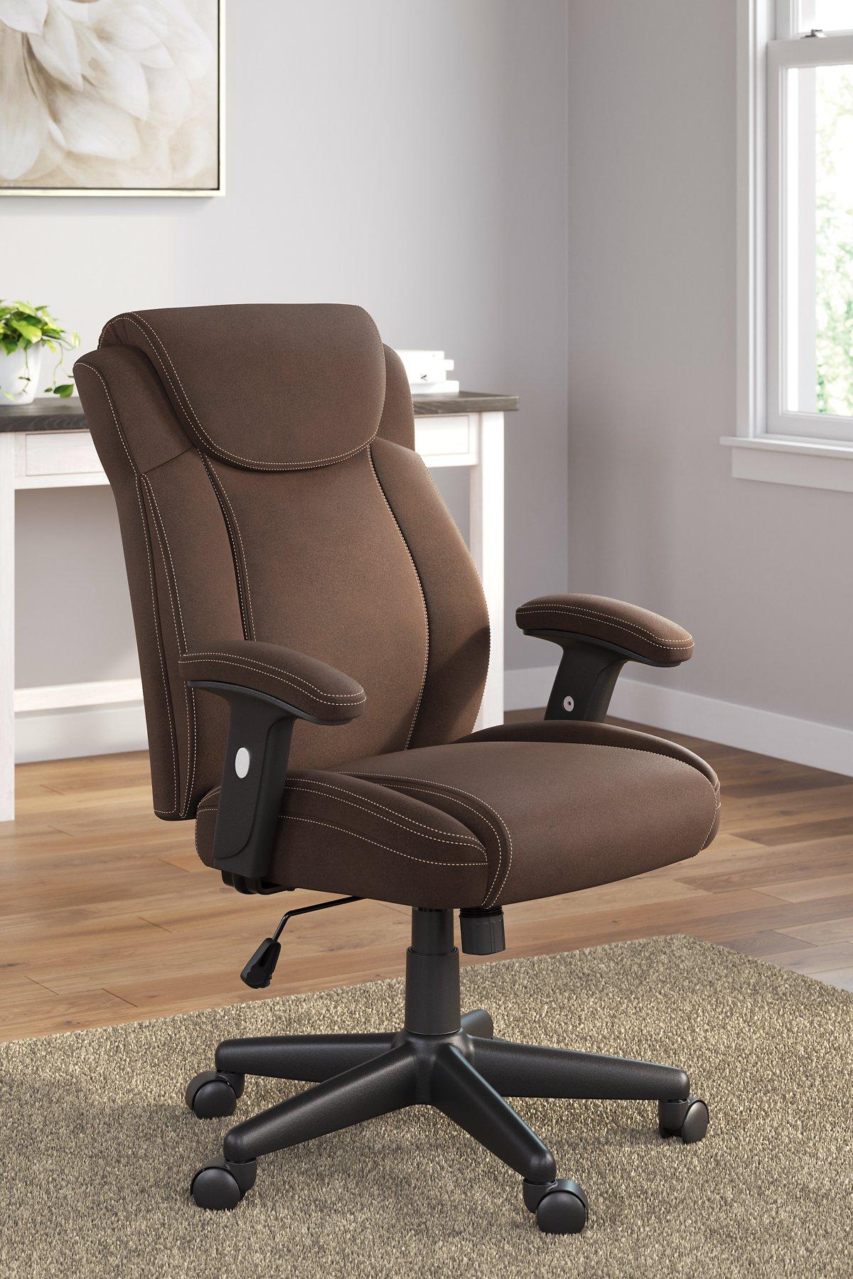 The Desk Chair Dilemma: Can You Really Have Comfort and Style?