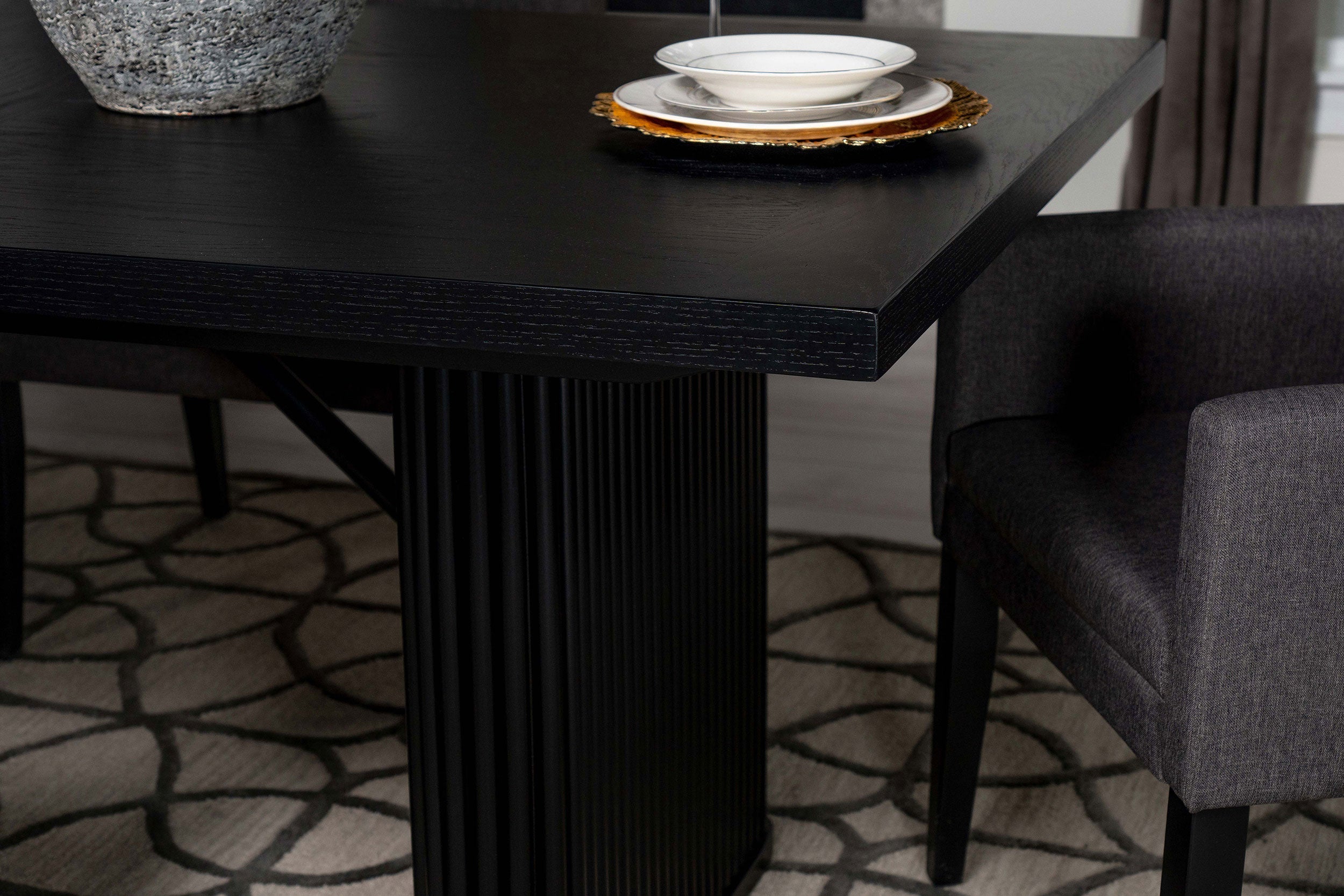 Catherine Dining Table - Ideal Furniture (Fresno,CA)