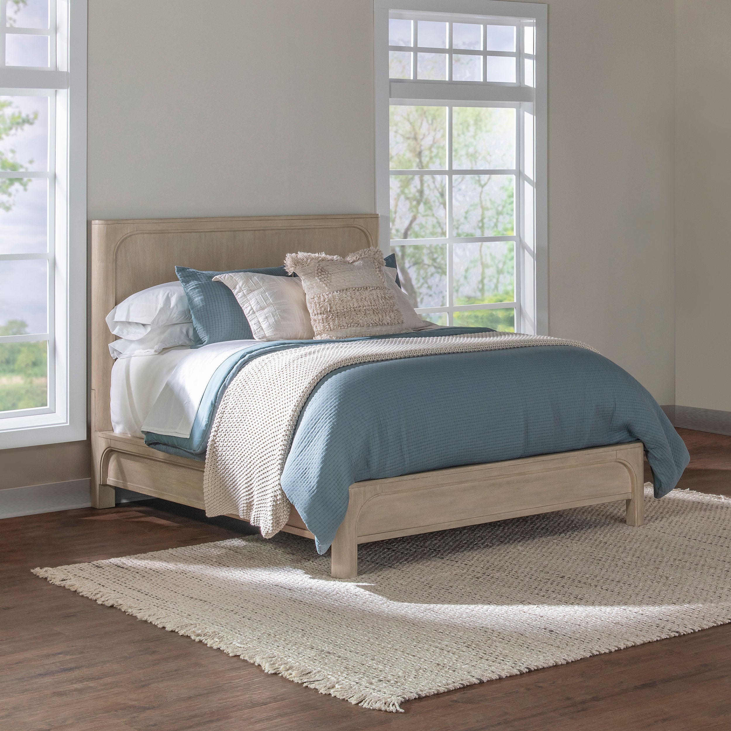 Solano Panel Platform Bed - Ideal Furniture (Fresno,CA)