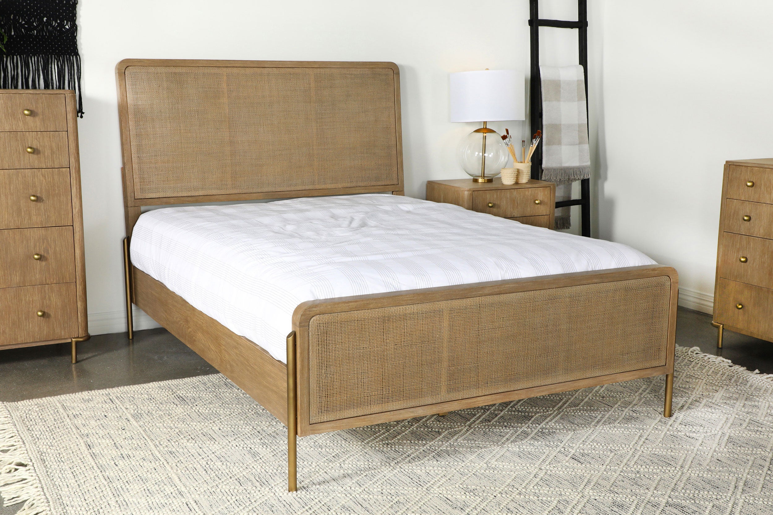 Arini Panel Bed - Ideal Furniture (Fresno,CA)