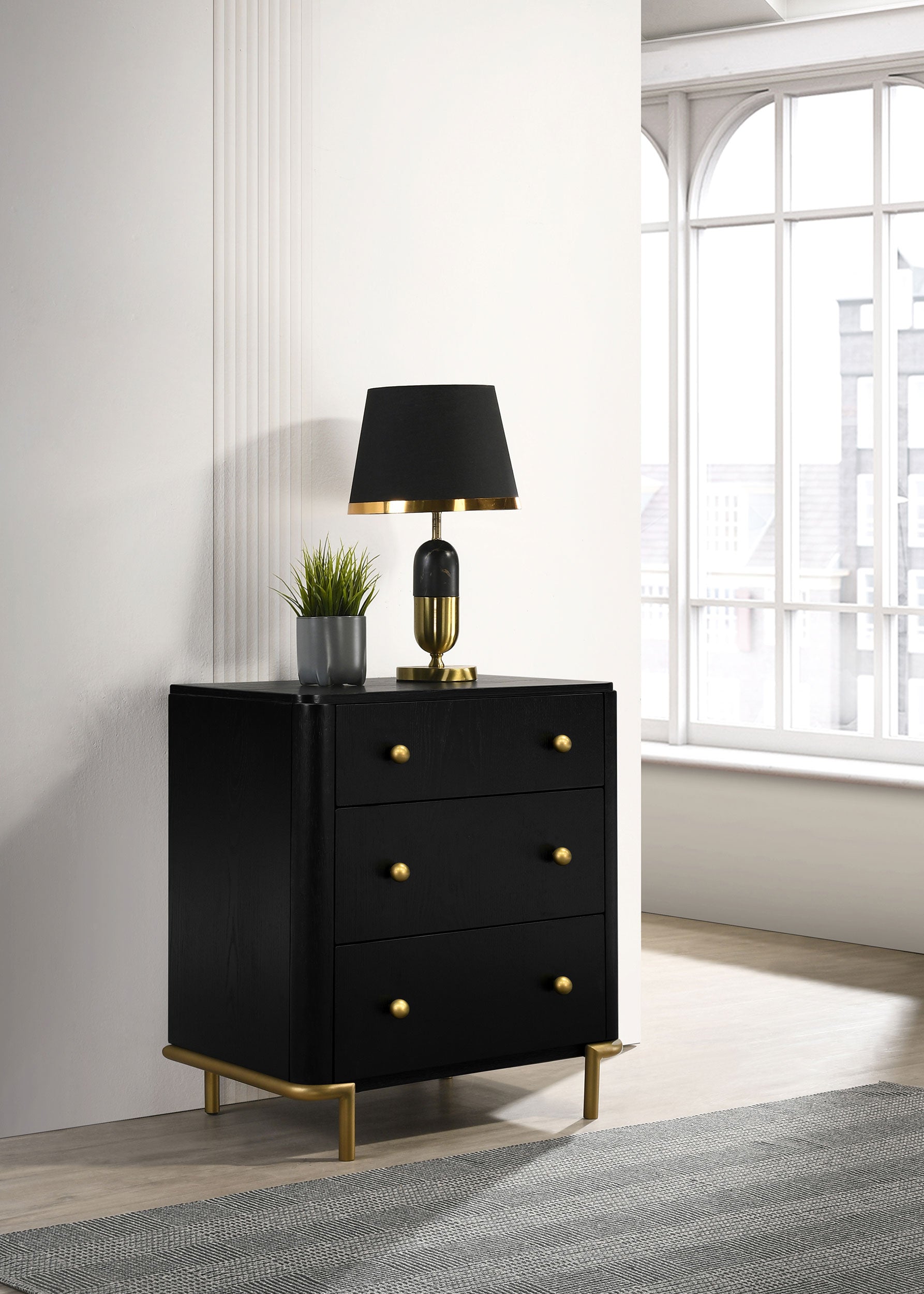 Arini Nightstand - Ideal Furniture (Fresno,CA)