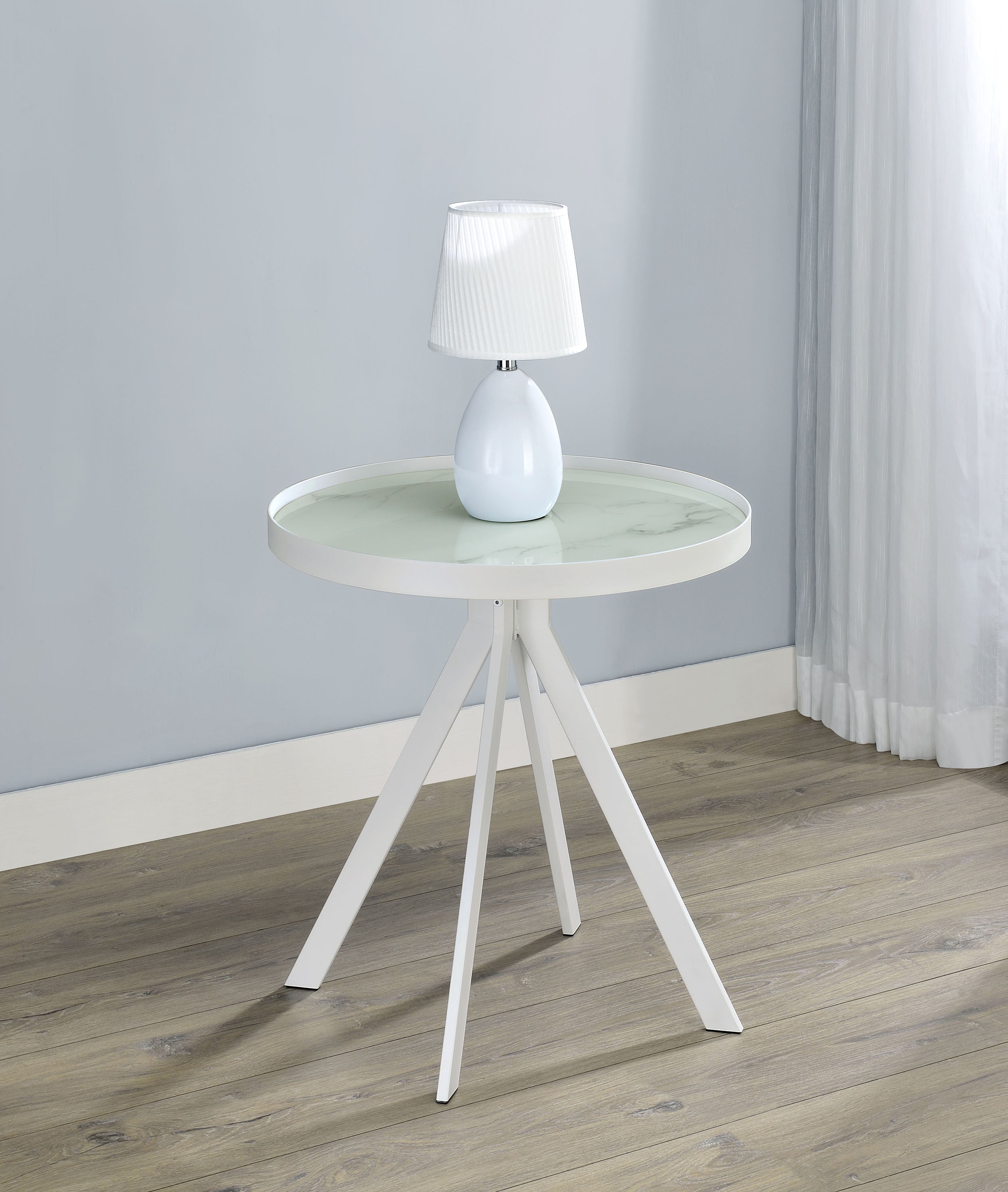 Briggs End Table - Ideal Furniture (Fresno,CA)