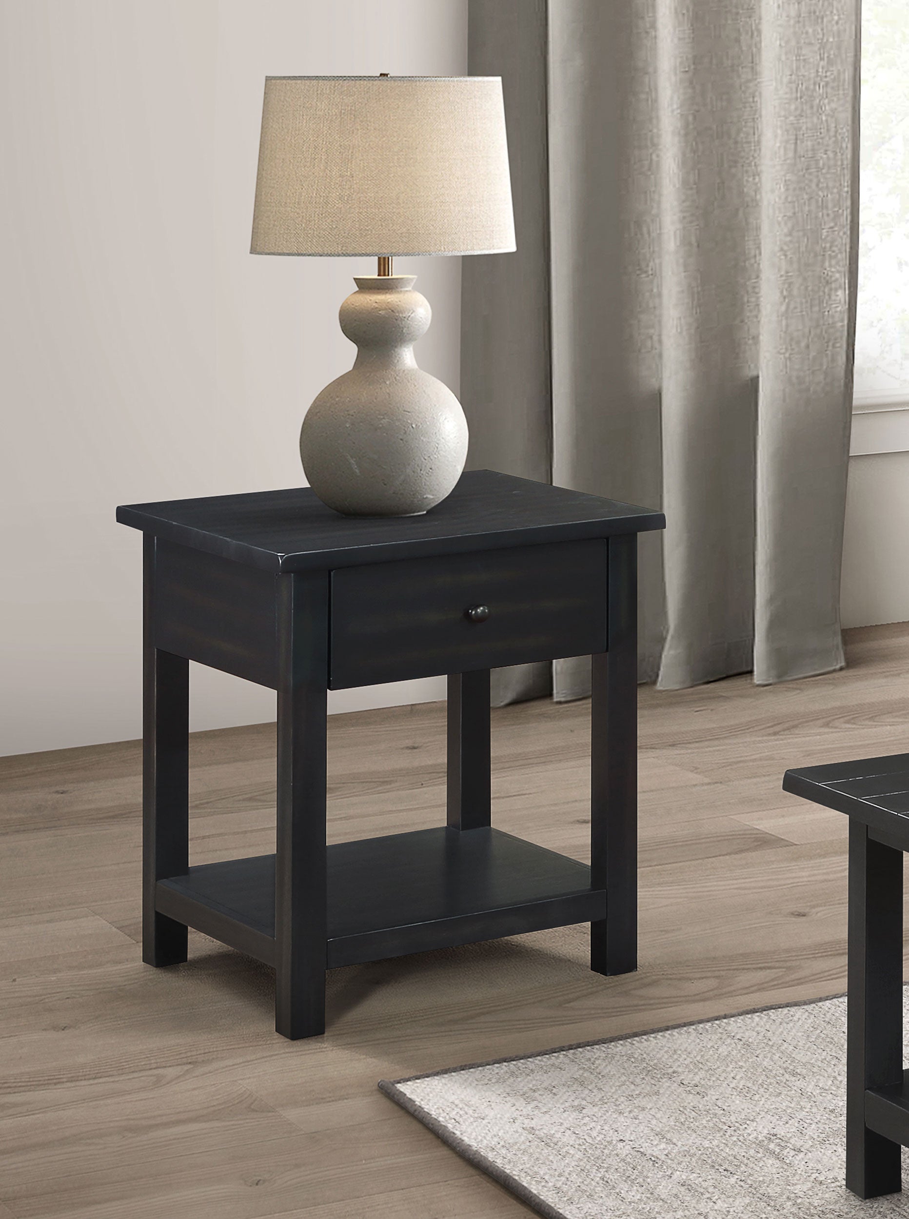 Payne End Table - Ideal Furniture (Fresno,CA)