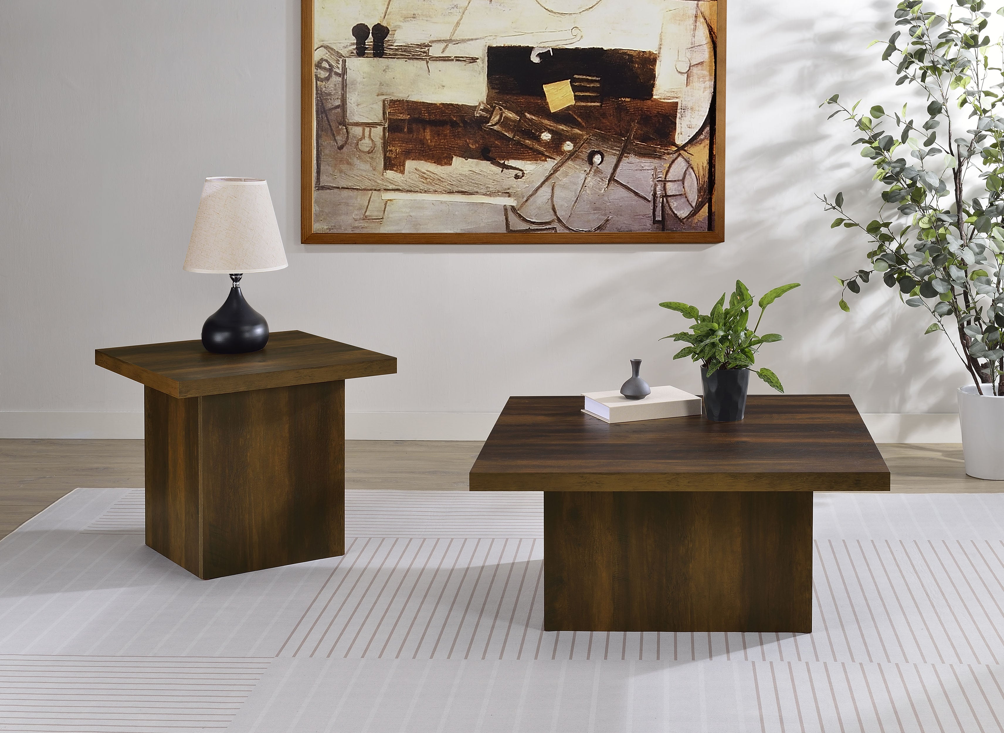 Devar End Table - Ideal Furniture (Fresno,CA)