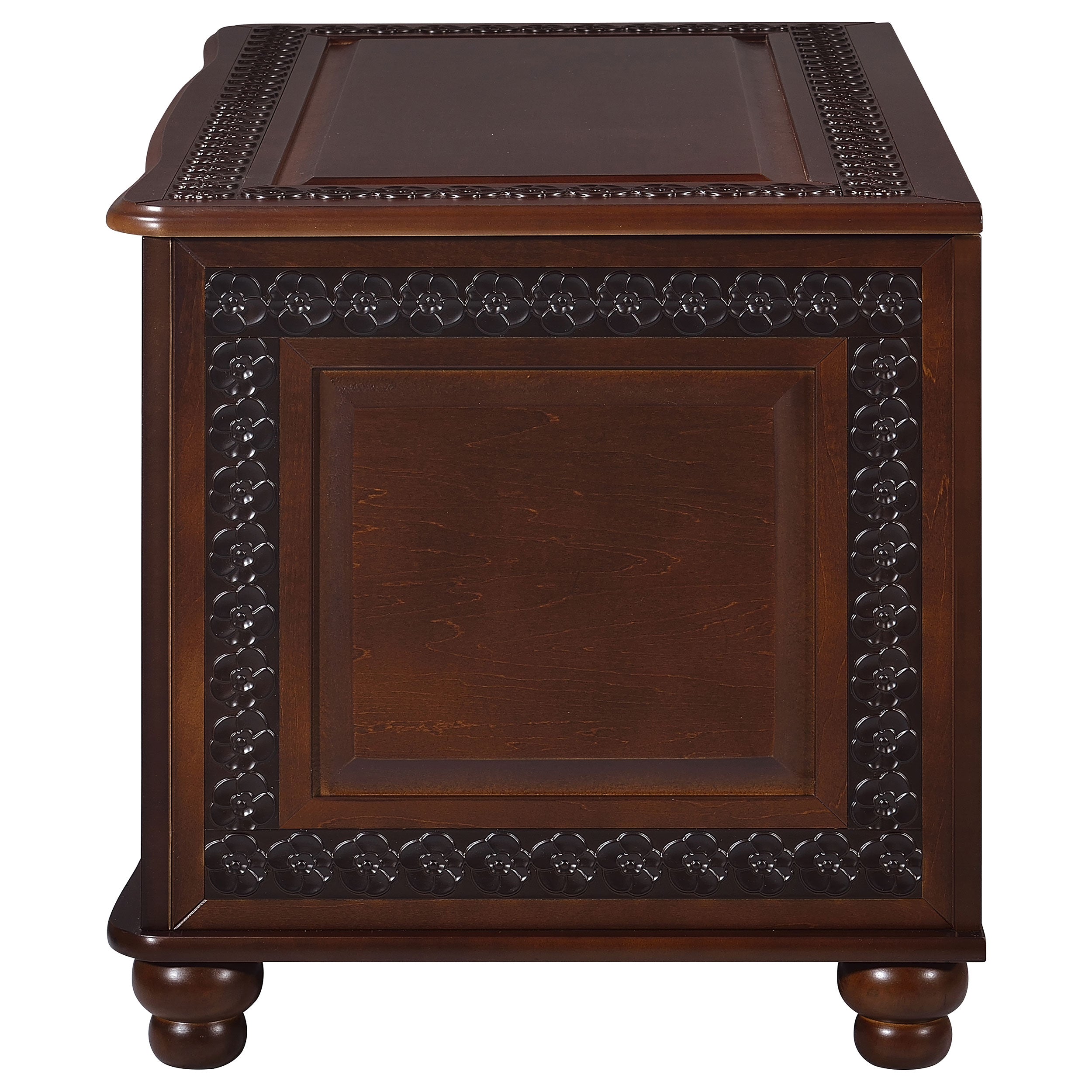 Finlay Cedar Chest - Ideal Furniture (Fresno,CA)
