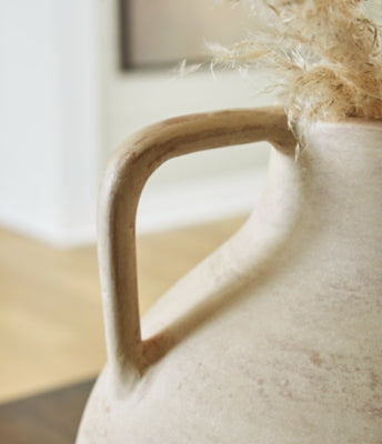 Justy Vase - Ideal Furniture (Fresno,CA)