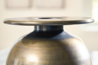 Fedorleigh Vase - Ideal Furniture (Fresno,CA)