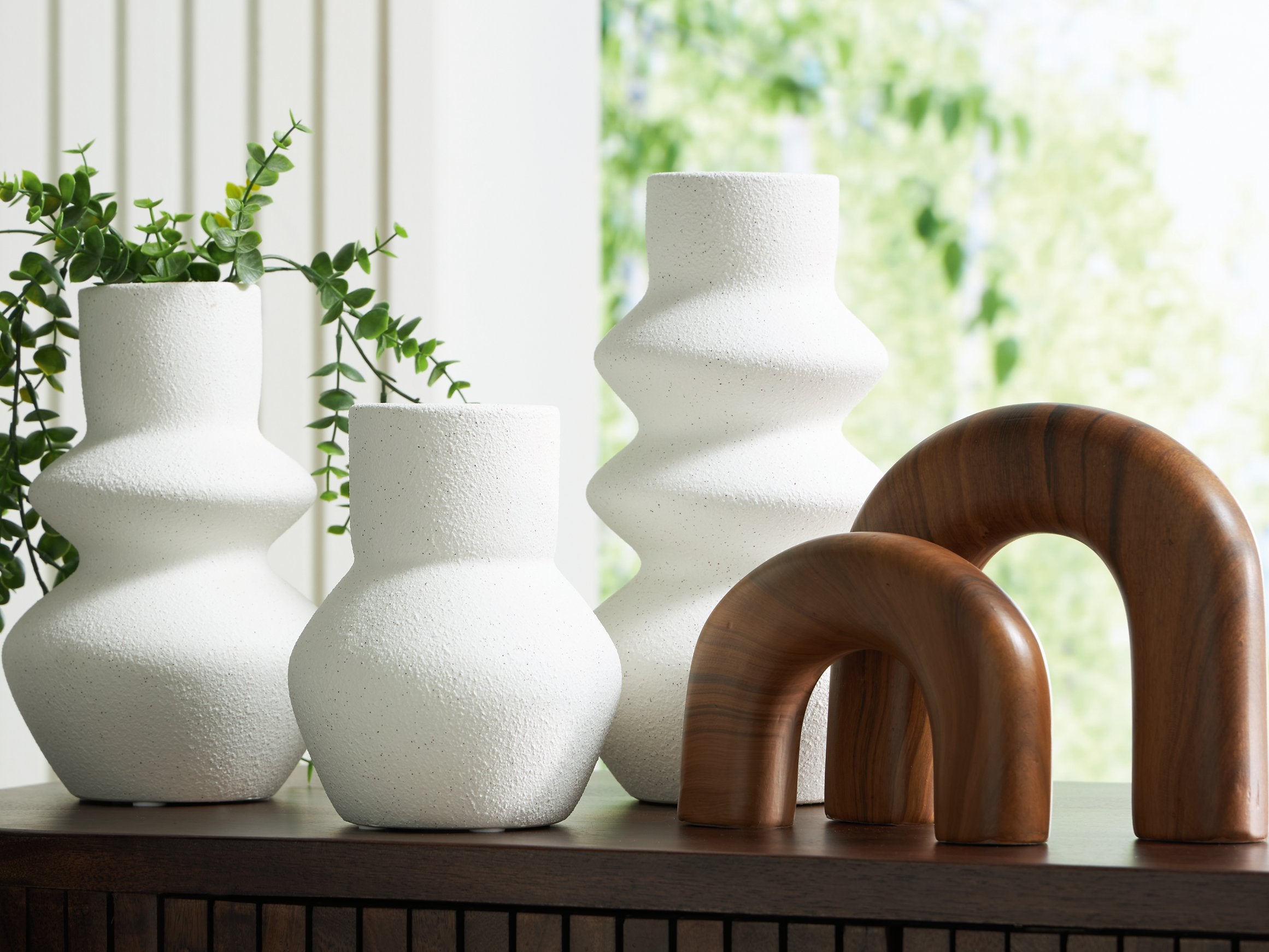 Carterworth Accessory Set (Set of 5) - Ideal Furniture (Fresno,CA)