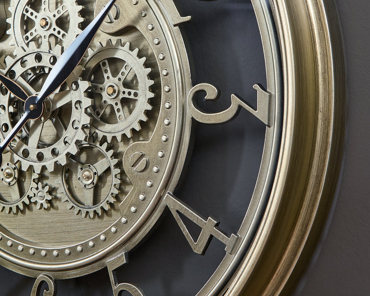 Gilover Wall Clock - Ideal Furniture (Fresno,CA)