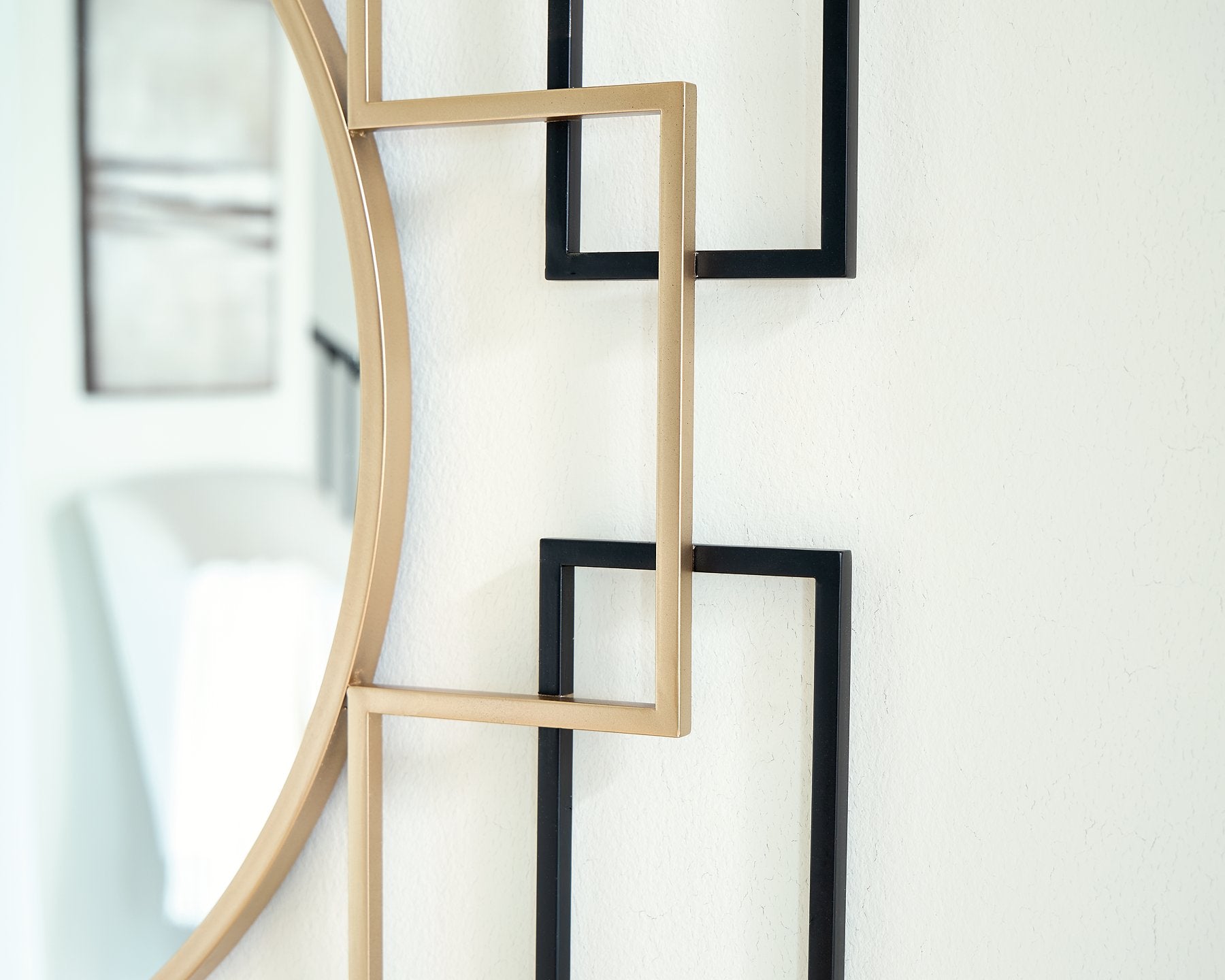 Oceanal Accent Mirror - Ideal Furniture (Fresno,CA)