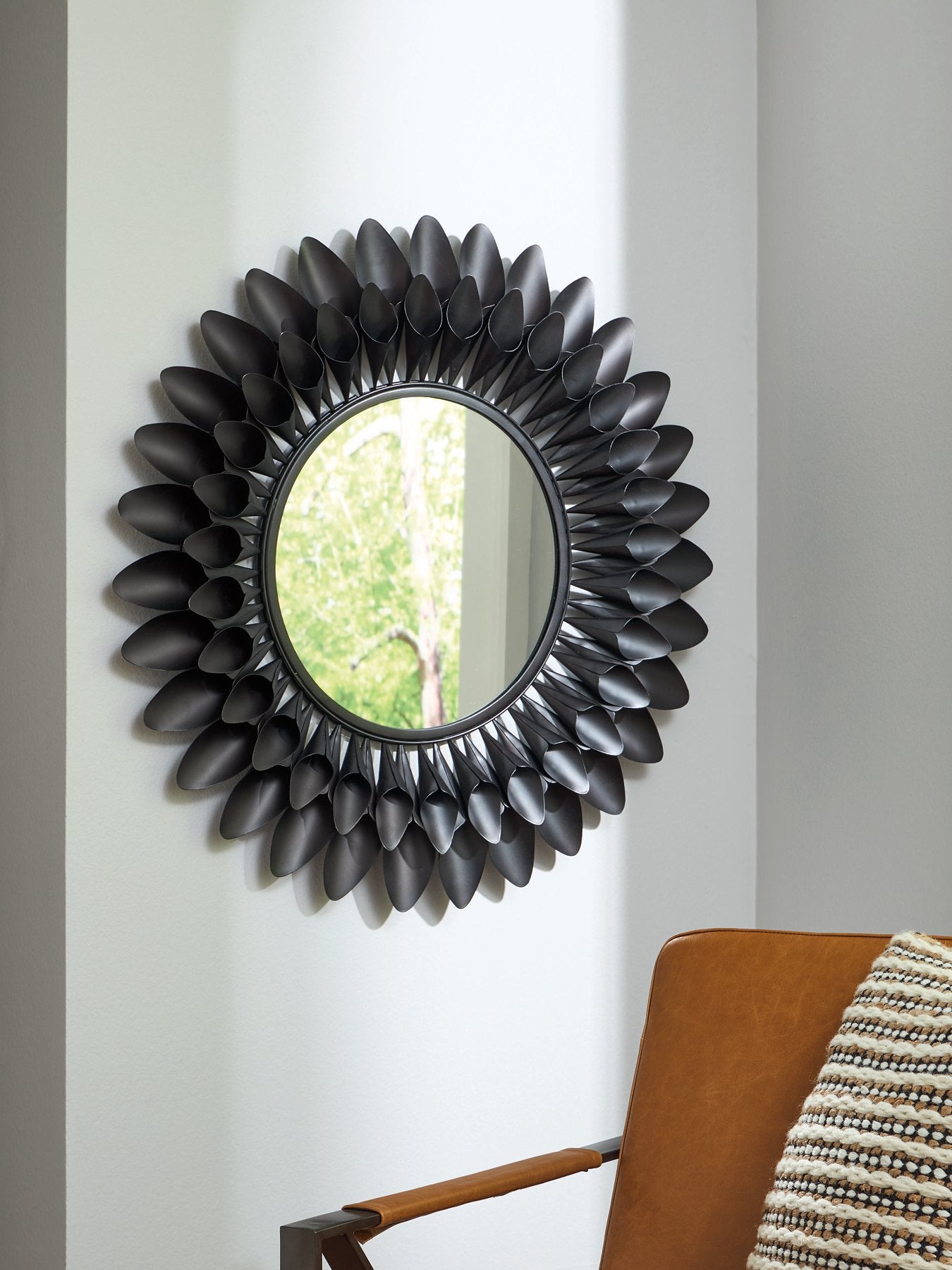 Ryenmour Accent Mirror - Ideal Furniture (Fresno,CA)