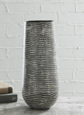 Fynn Vase - Ideal Furniture (Fresno,CA)