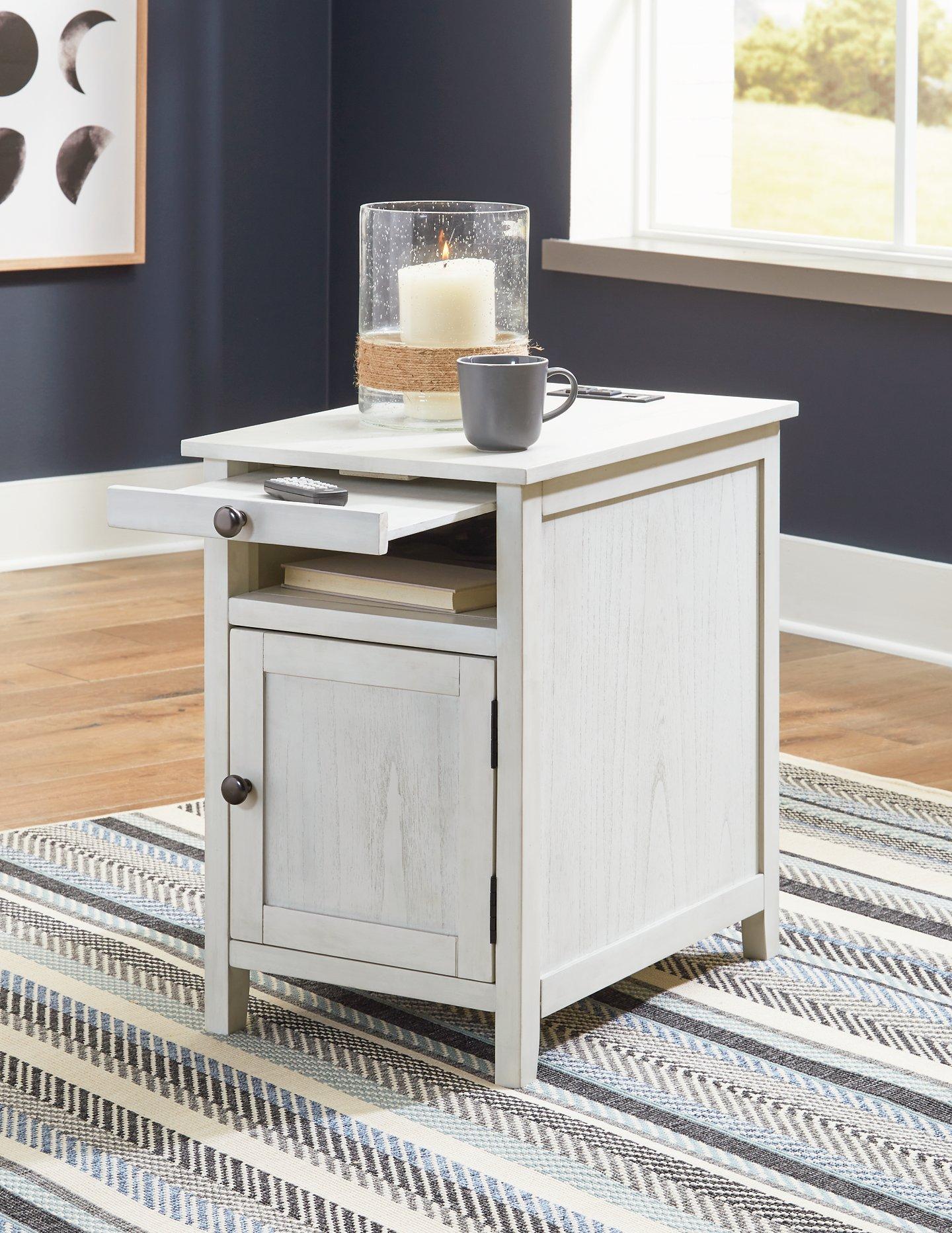 Treytown Chairside End Table - Ideal Furniture (Fresno,CA)