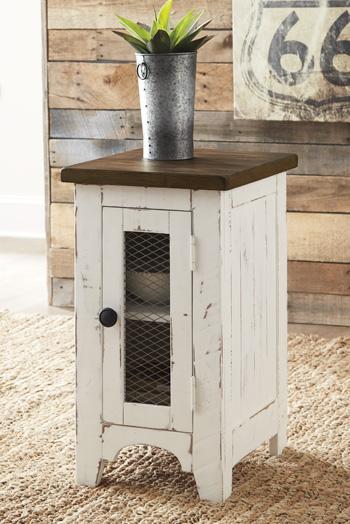Wystfield End Table Set - Ideal Furniture (Fresno,CA)