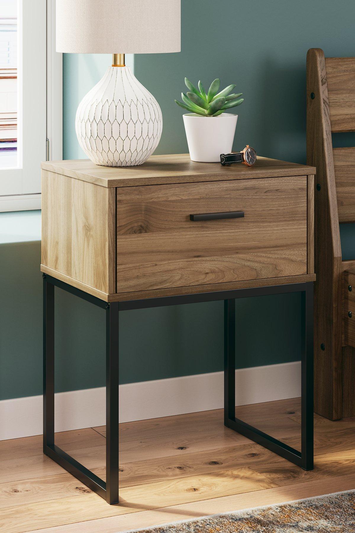 Deanlow Nightstand - Ideal Furniture (Fresno,CA)
