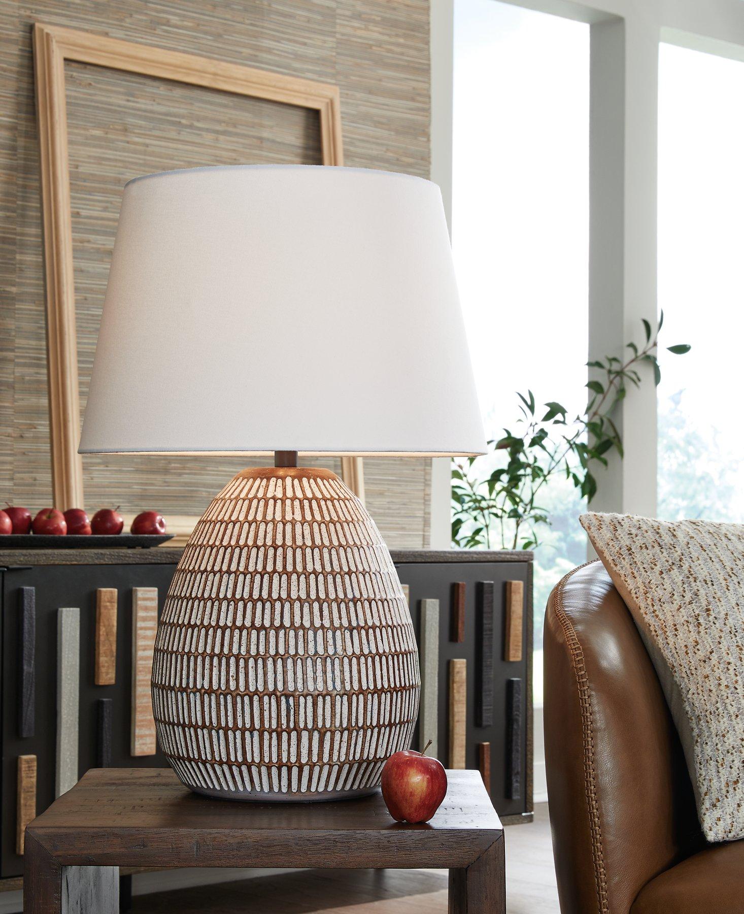Darrich Table Lamp - Ideal Furniture (Fresno,CA)