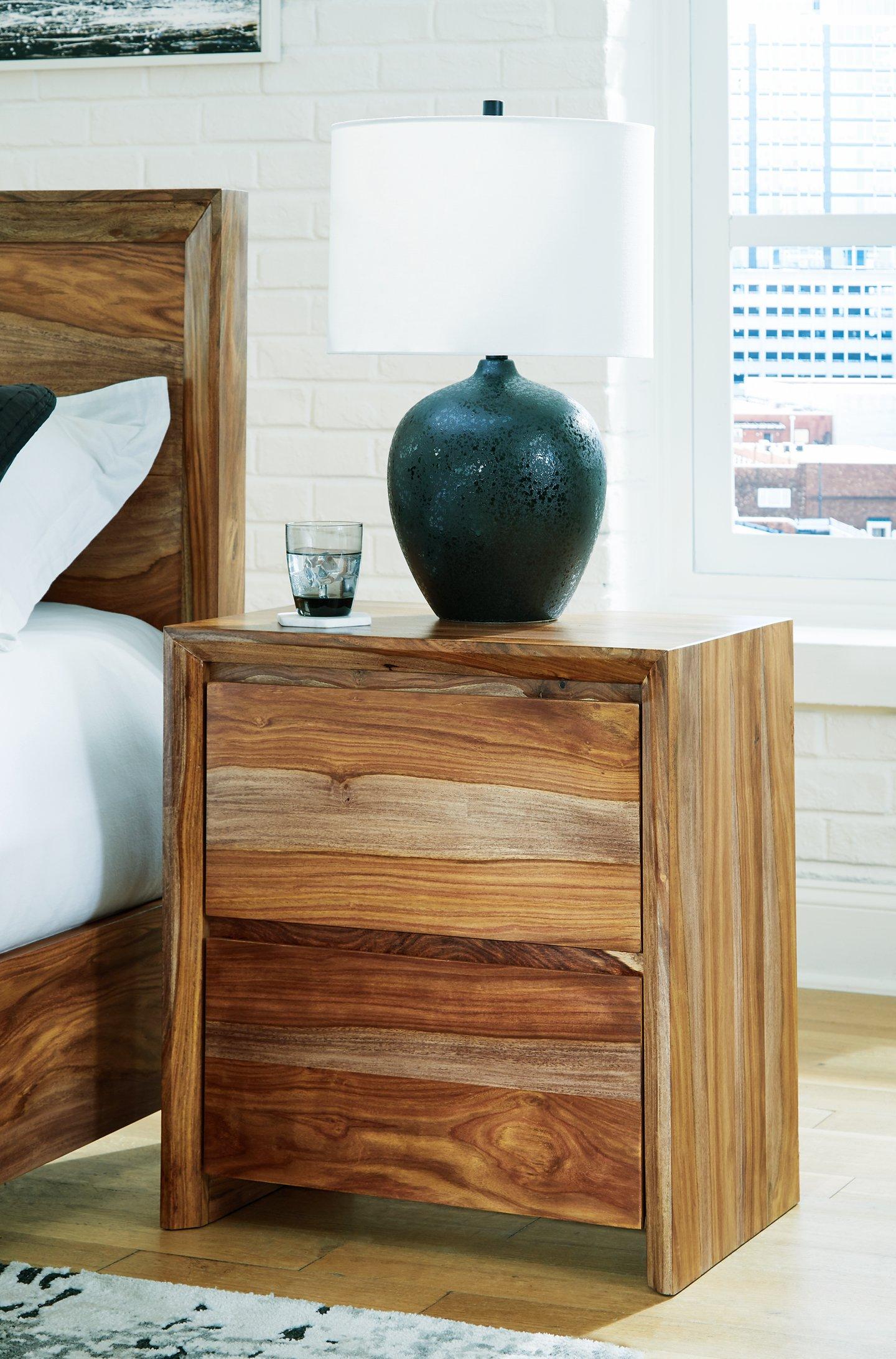 Dressonni Nightstand - Ideal Furniture (Fresno,CA)