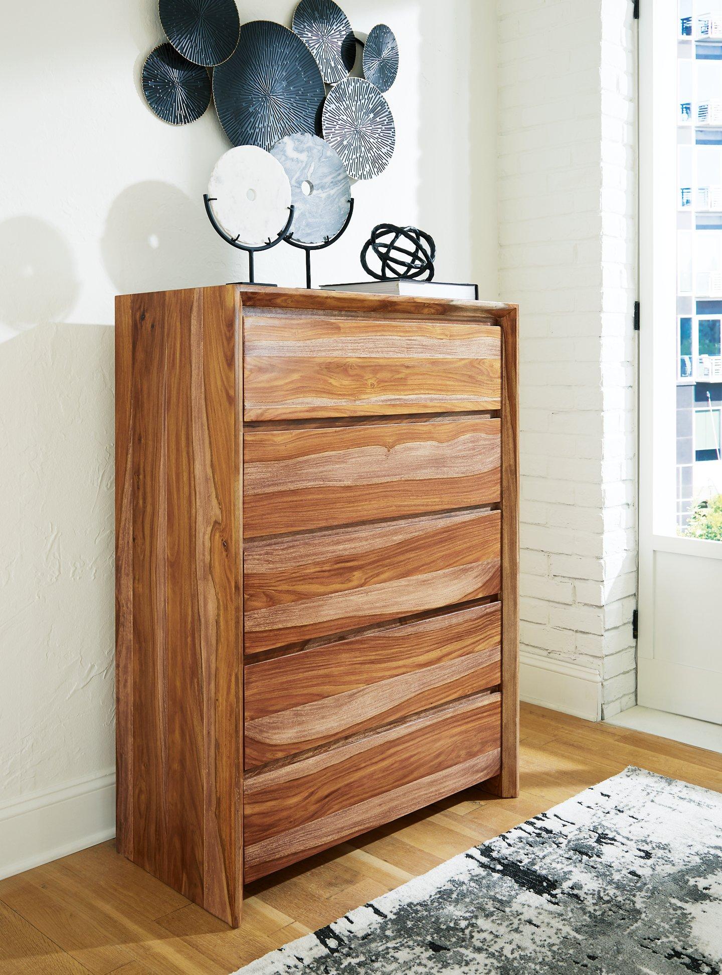 Dressonni Chest of Drawers - Ideal Furniture (Fresno,CA)