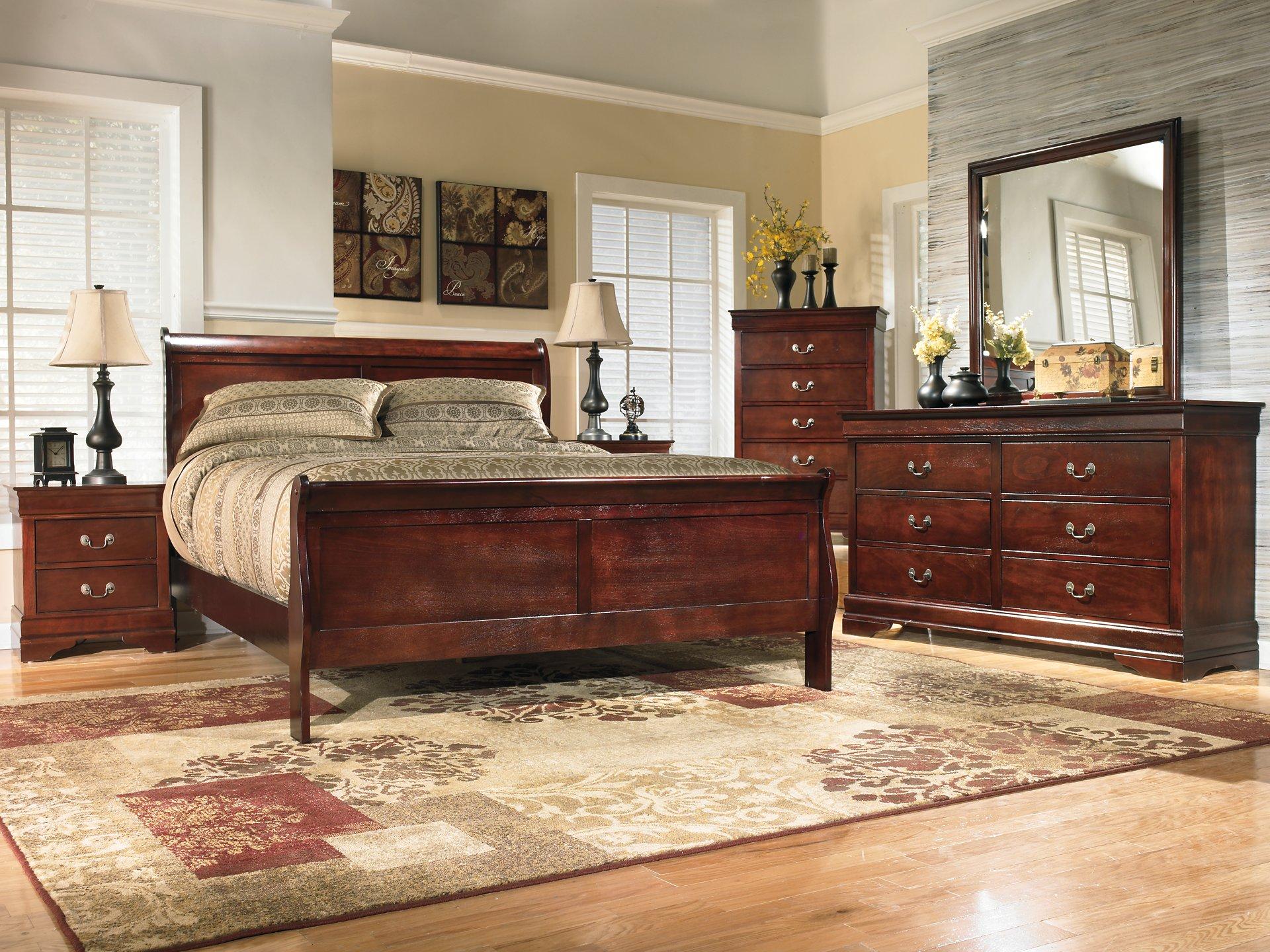 Alisdair Chest of Drawers - Ideal Furniture (Fresno,CA)