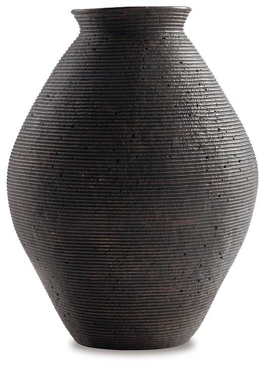 Hannela Vase - Ideal Furniture (Fresno,CA)