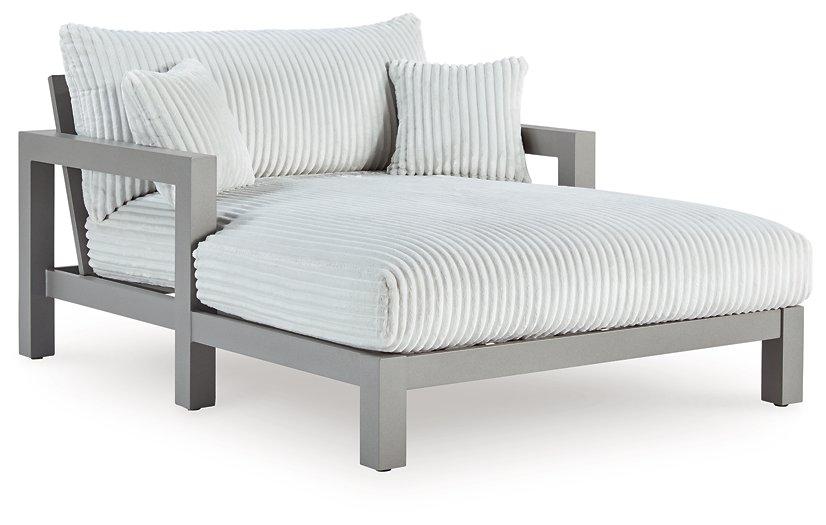 Hurley Park Outdoor Chaise Lounge with Cushion - Ideal Furniture (Fresno,CA)