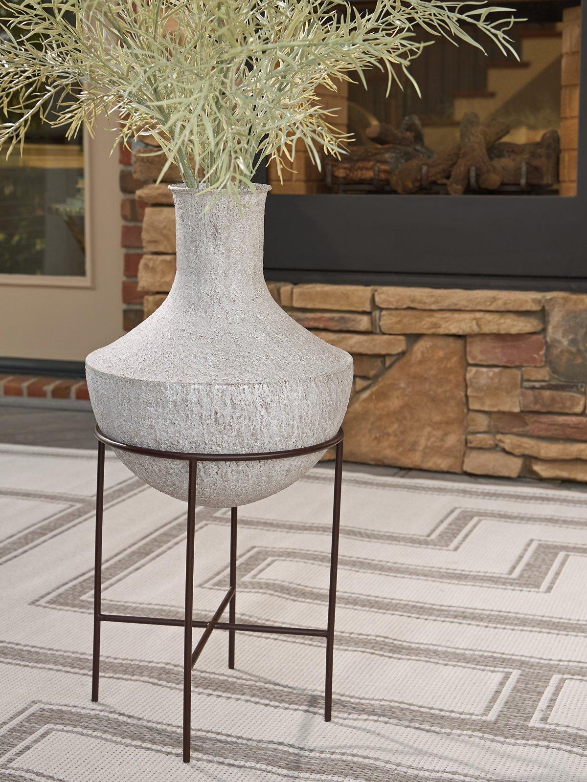 Estonbank Vase - Ideal Furniture (Fresno,CA)