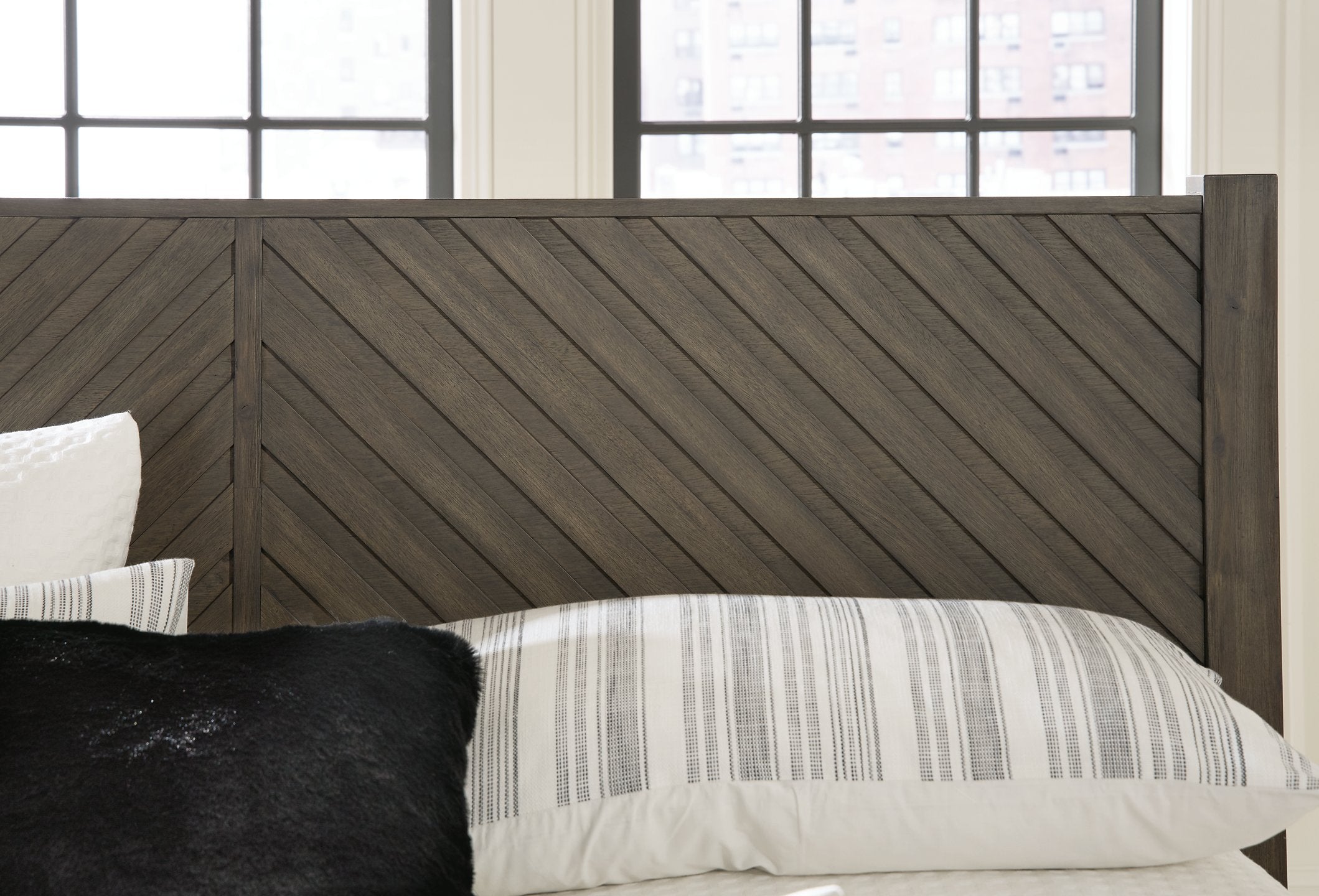 Arkenton Bed - Ideal Furniture (Fresno,CA)