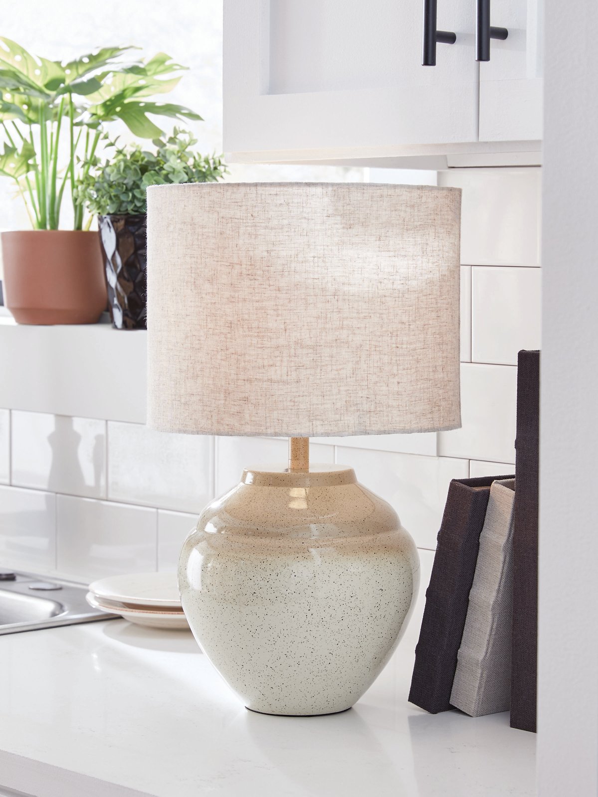 Waldish Table Lamp - Ideal Furniture (Fresno,CA)
