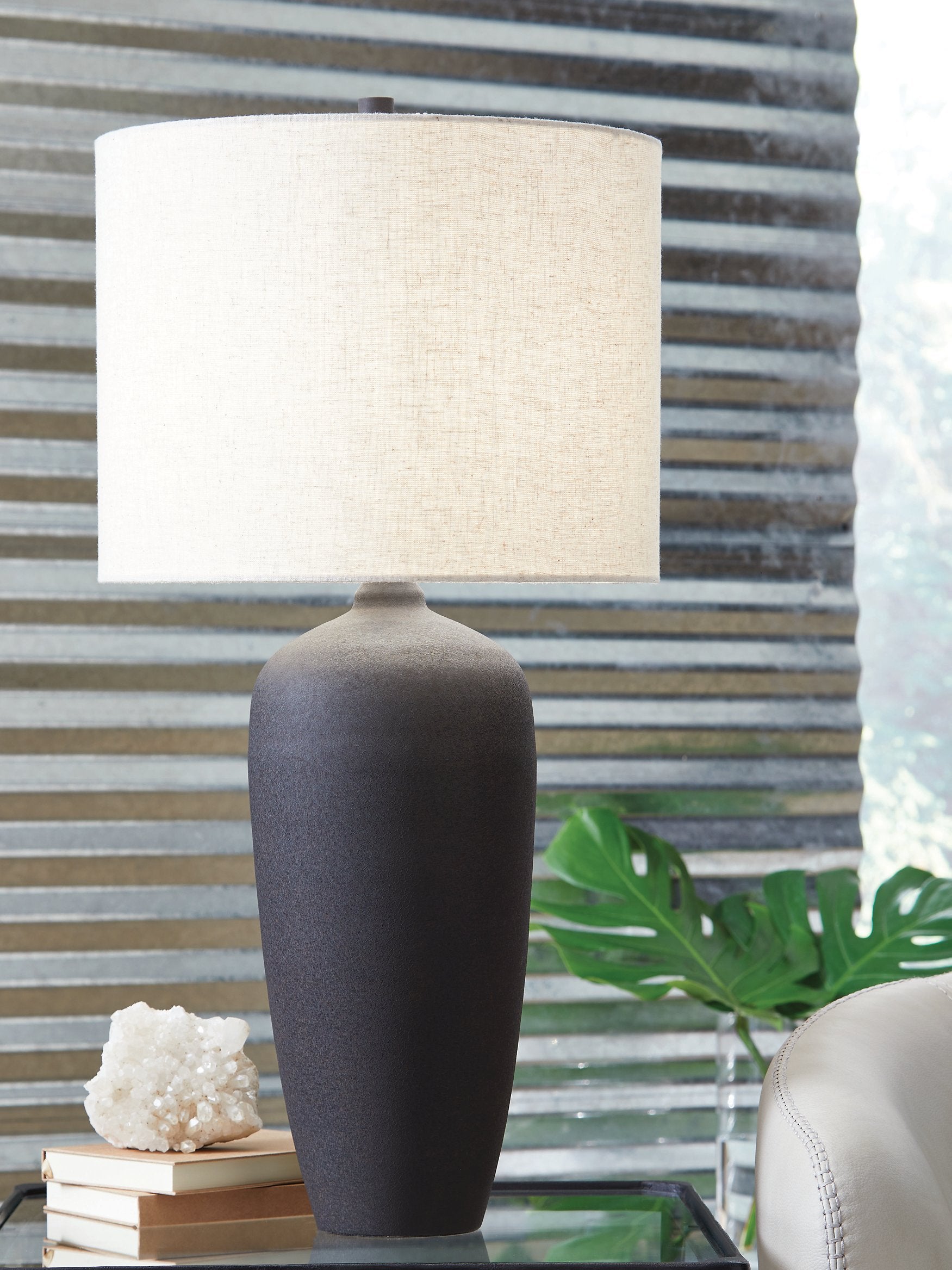 Ryenburg Table Lamp - Ideal Furniture (Fresno,CA)