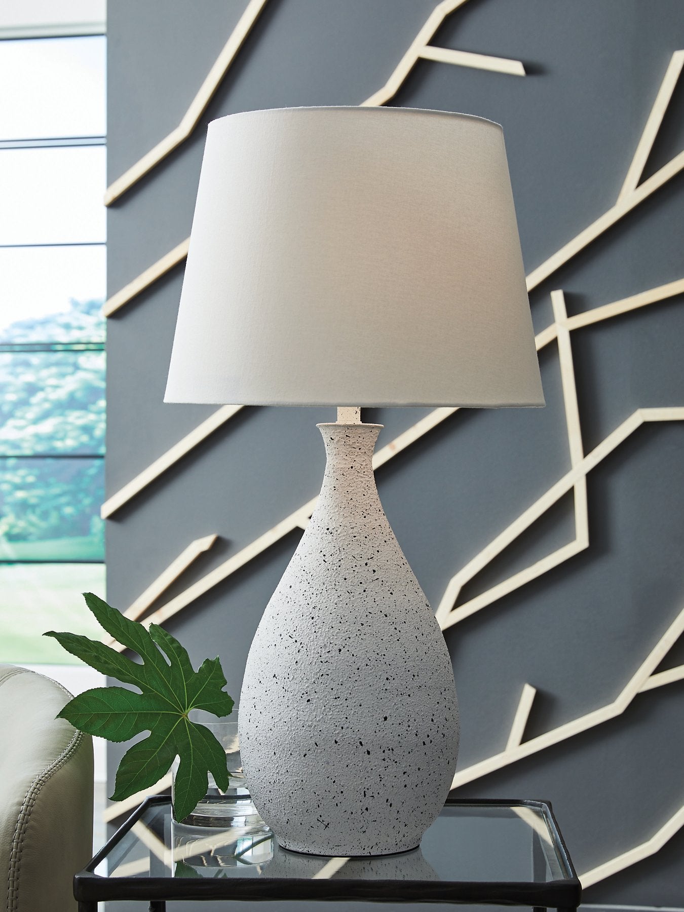 Wyattford Table Lamp - Ideal Furniture (Fresno,CA)