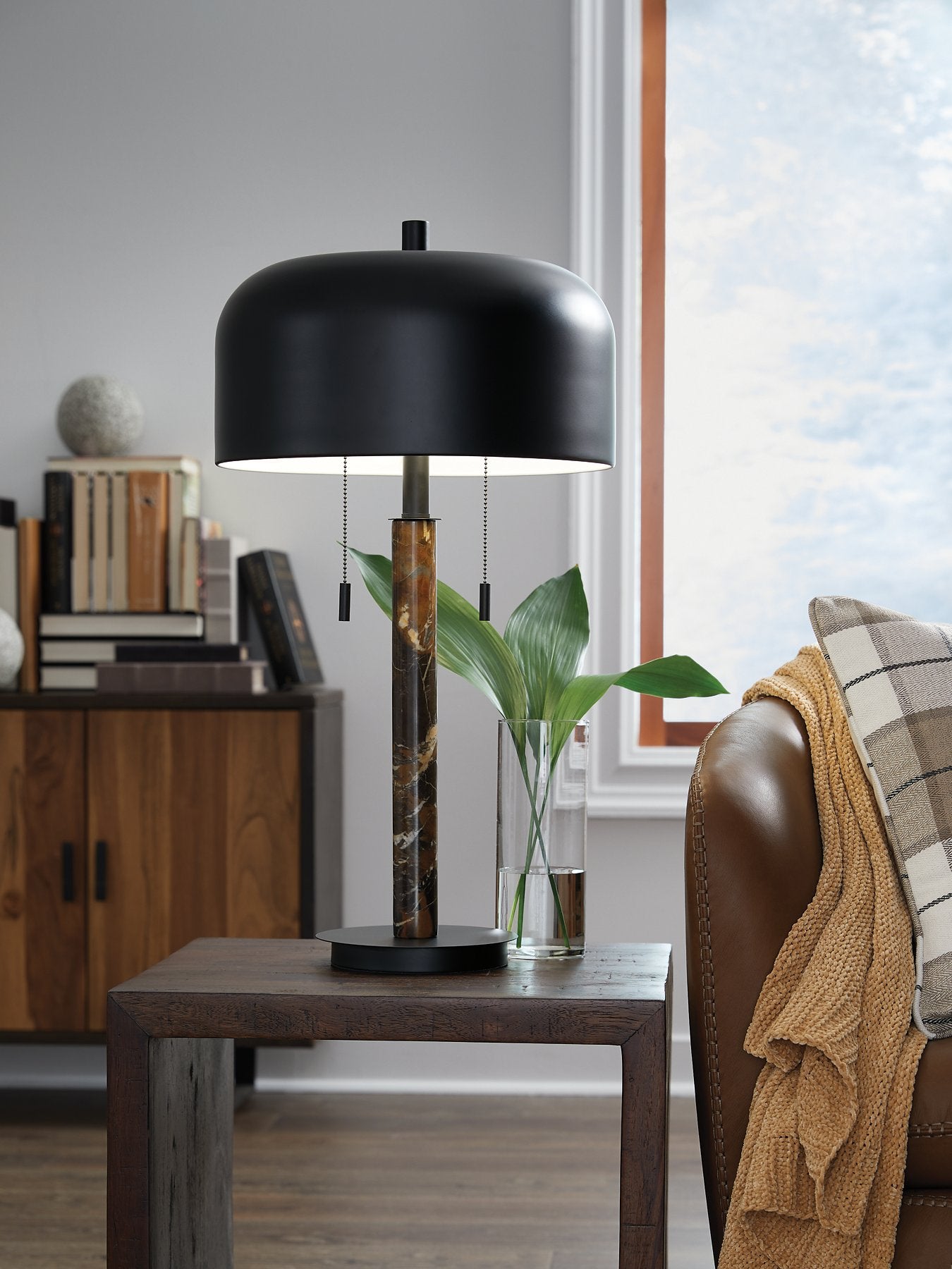 Alanbert Table Lamp - Ideal Furniture (Fresno,CA)