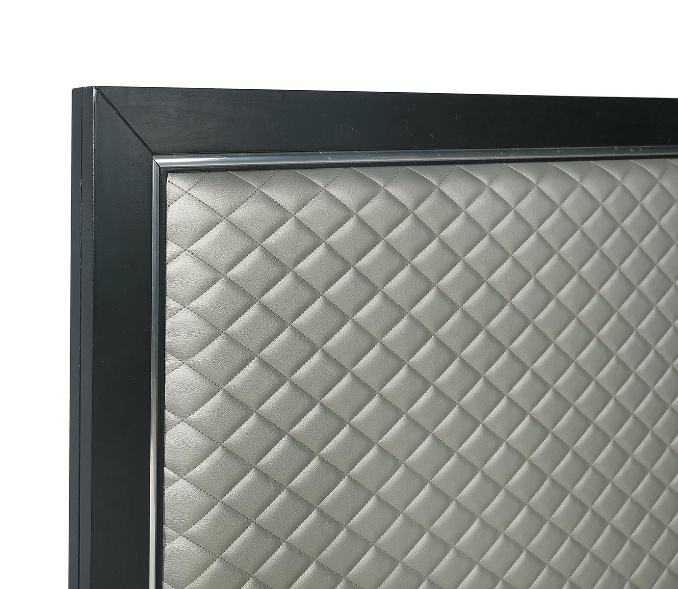 New Classic Furniture Luxor Twin Panel Bed in Black/Silver - Ideal Furniture (Fresno,CA)