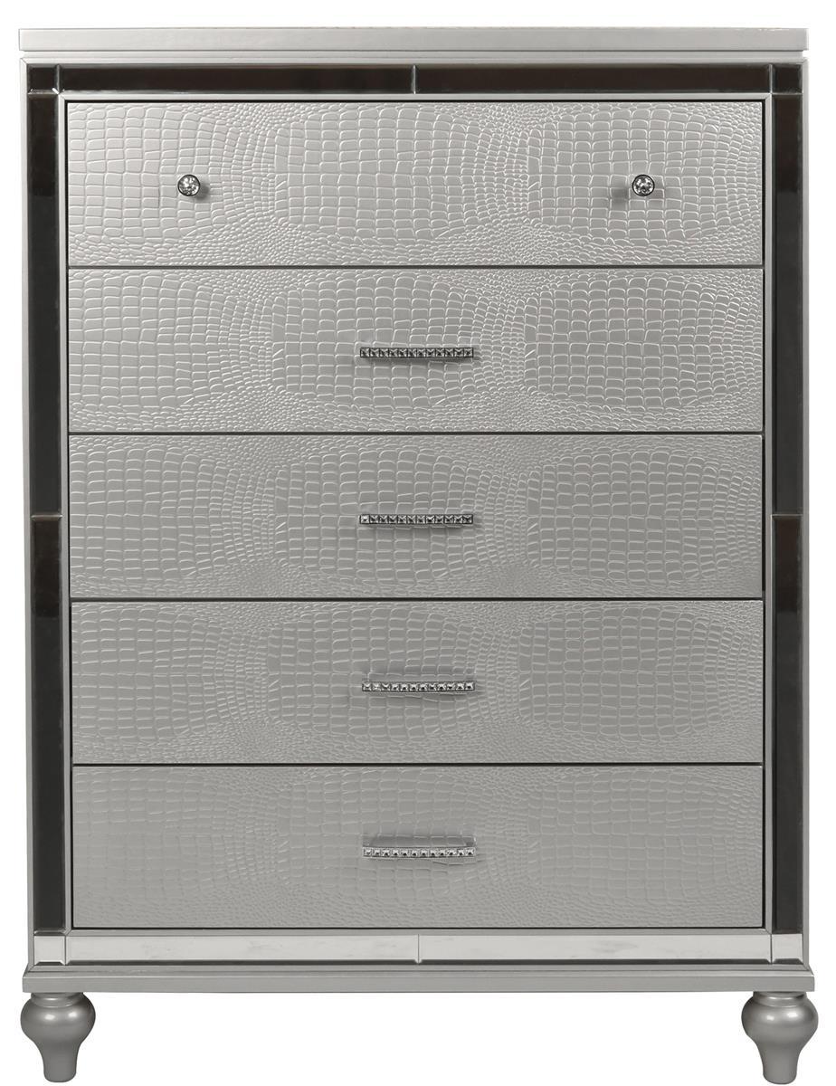 New Classic Furniture Valentino 5 Drawer Chest in Silver - Ideal Furniture (Fresno,CA)