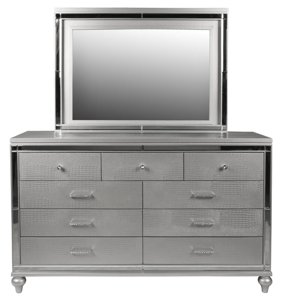 New Classic Furniture Valentino 9 Drawer Dresser in Silver - Ideal Furniture (Fresno,CA)