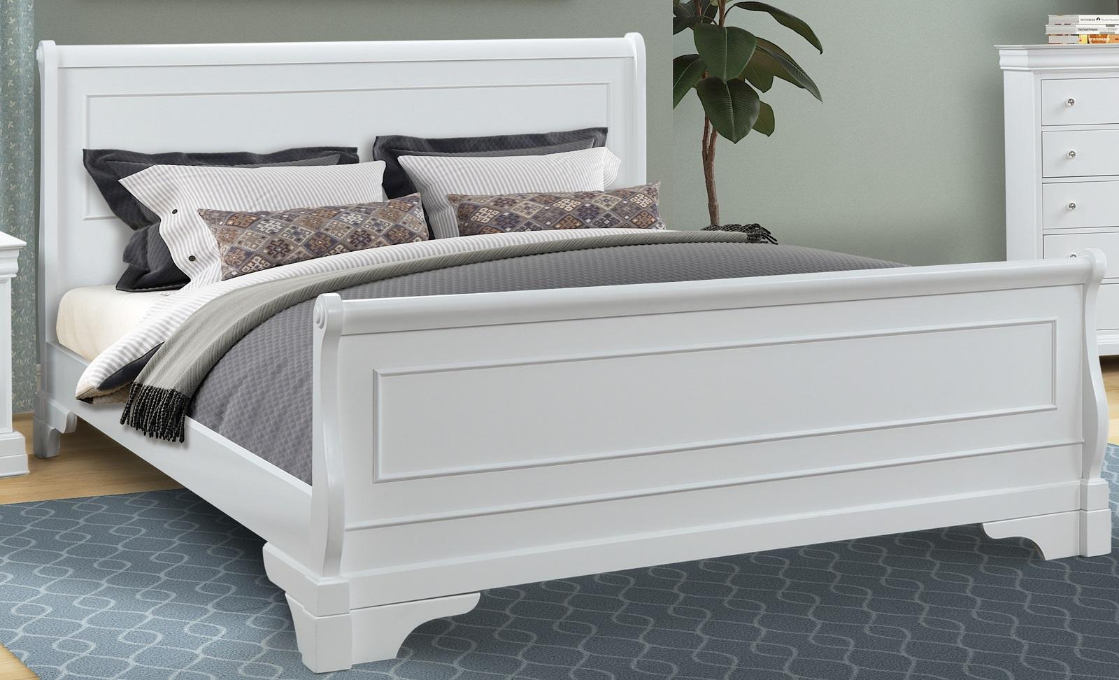 New Classic Furniture Versaille King Sleigh Bed in White - Ideal Furniture (Fresno,CA)