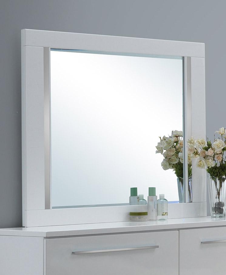 New Classic Sapphire Mirror in White - Ideal Furniture (Fresno,CA)