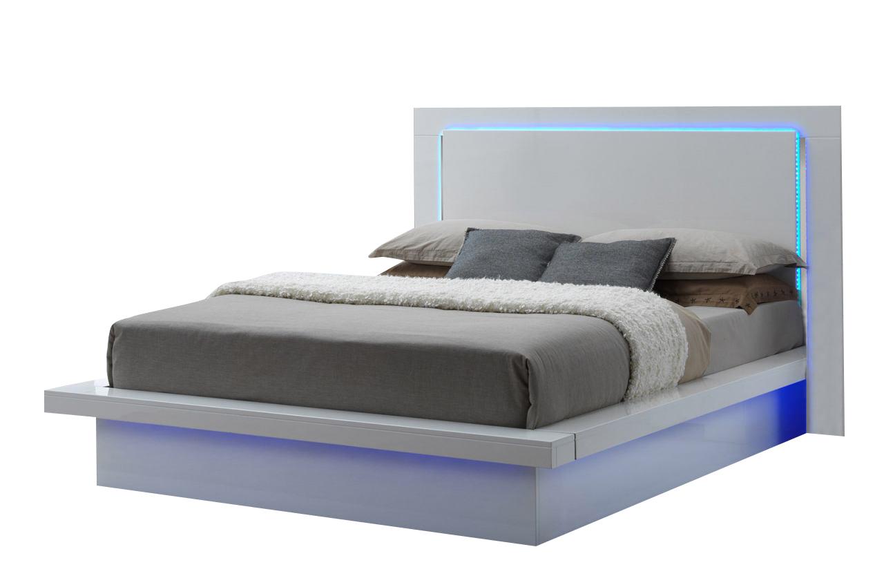 New Classic Sapphire Queen Platform Bed in White - Ideal Furniture (Fresno,CA)