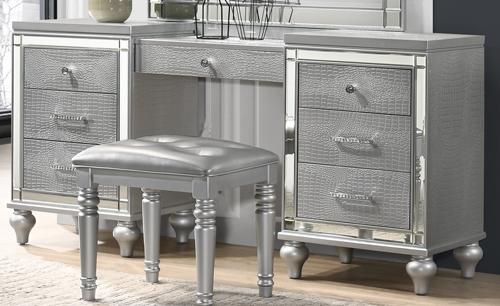 New Classic Valentino Vanity Table in Silver - Ideal Furniture (Fresno,CA)