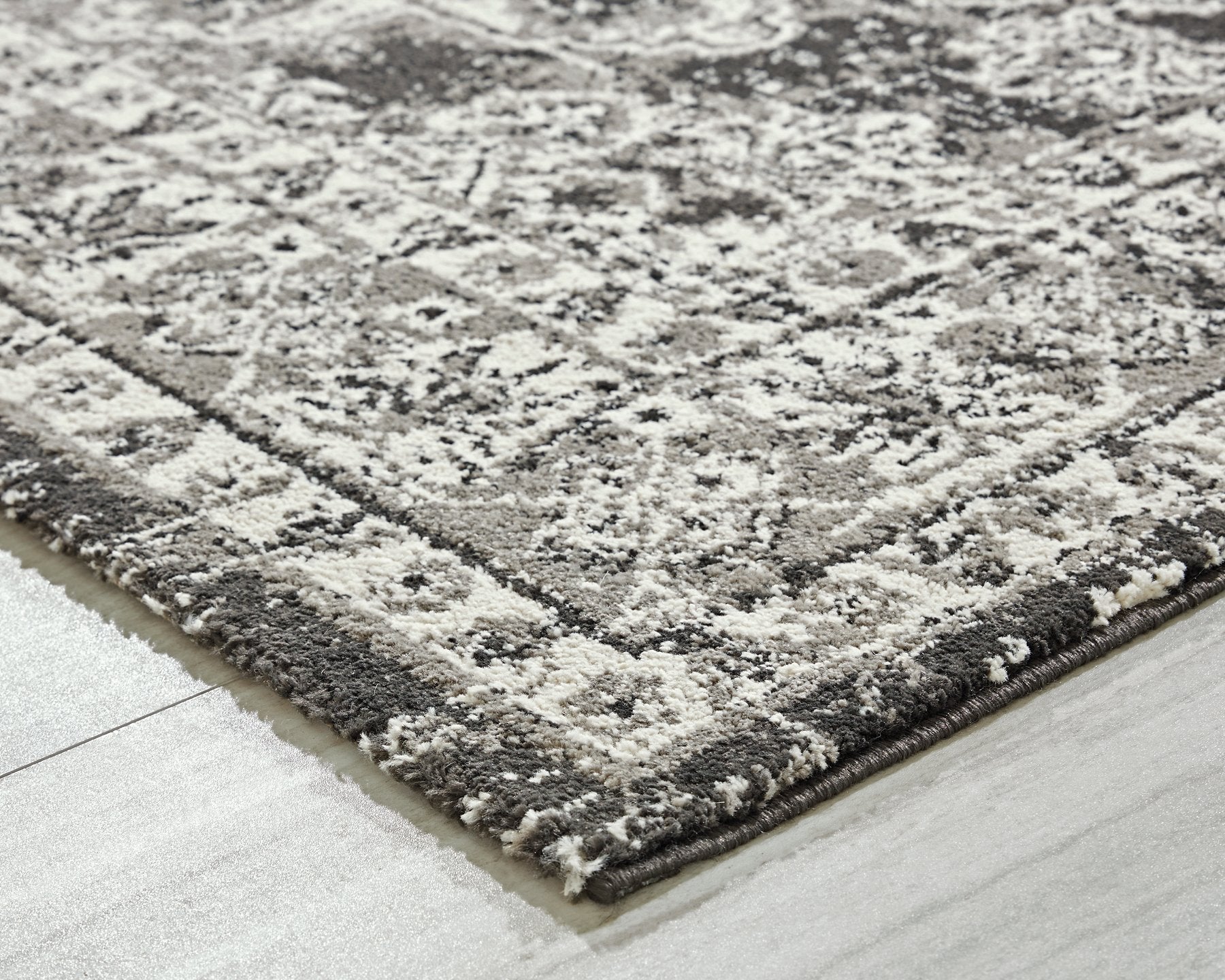 Glennisman Medium Rug - Ideal Furniture (Fresno,CA)