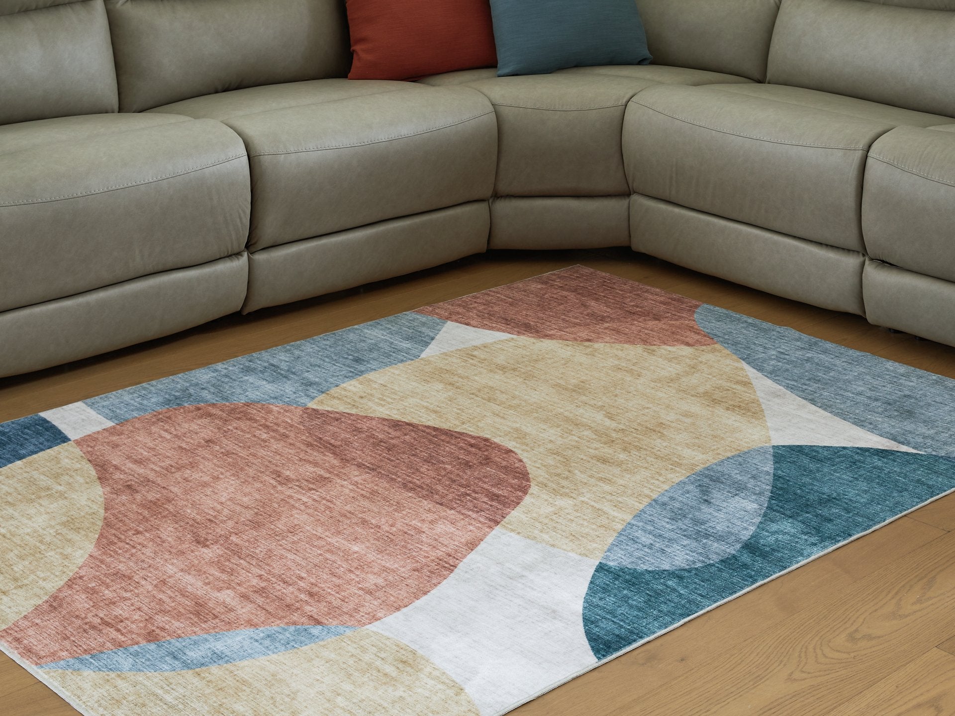 Chanleigh Washable 5' x 7' Area Rug - Ideal Furniture (Fresno,CA)