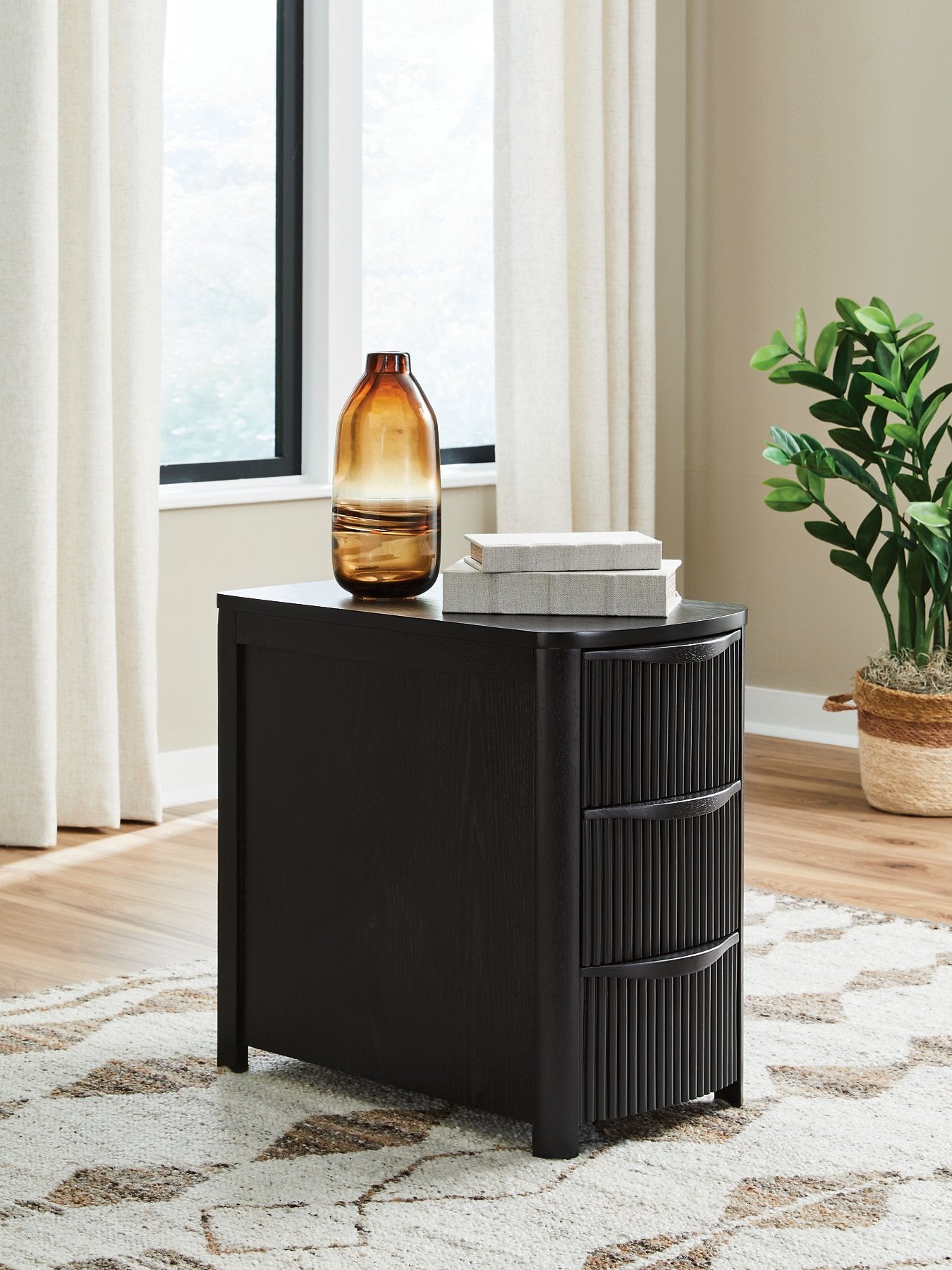 Camdill Chairside End Table - Ideal Furniture (Fresno,CA)