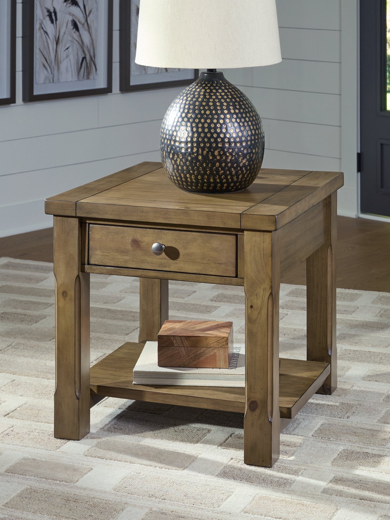 Vandenmore End Table - Ideal Furniture (Fresno,CA)