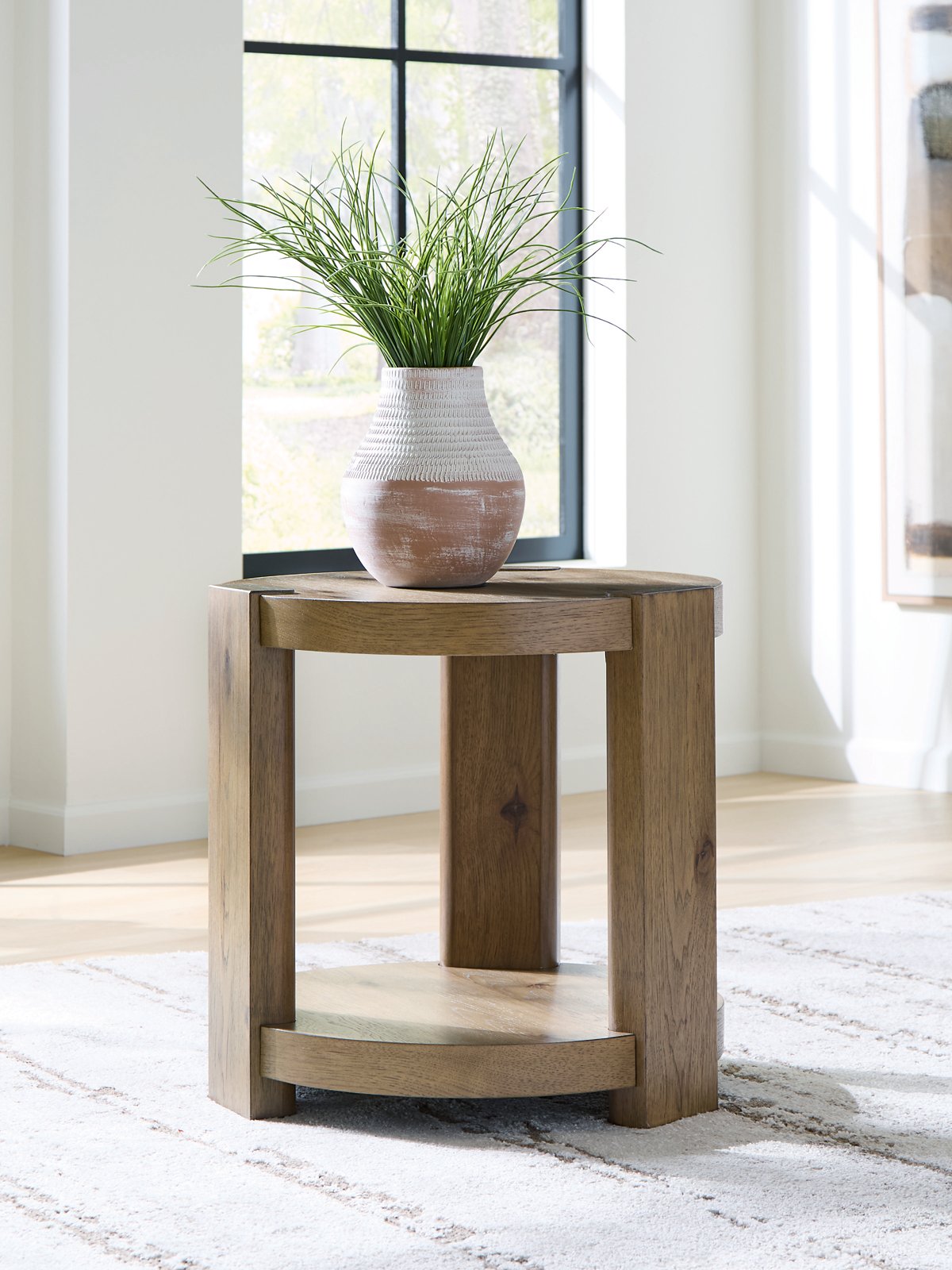 Flangren End Table - Ideal Furniture (Fresno,CA)