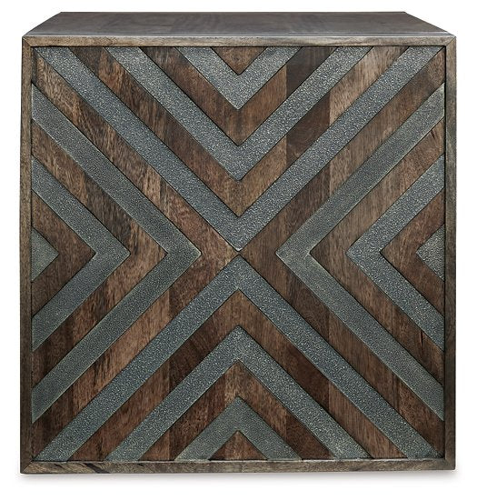 Dreggan End Table - Ideal Furniture (Fresno,CA)