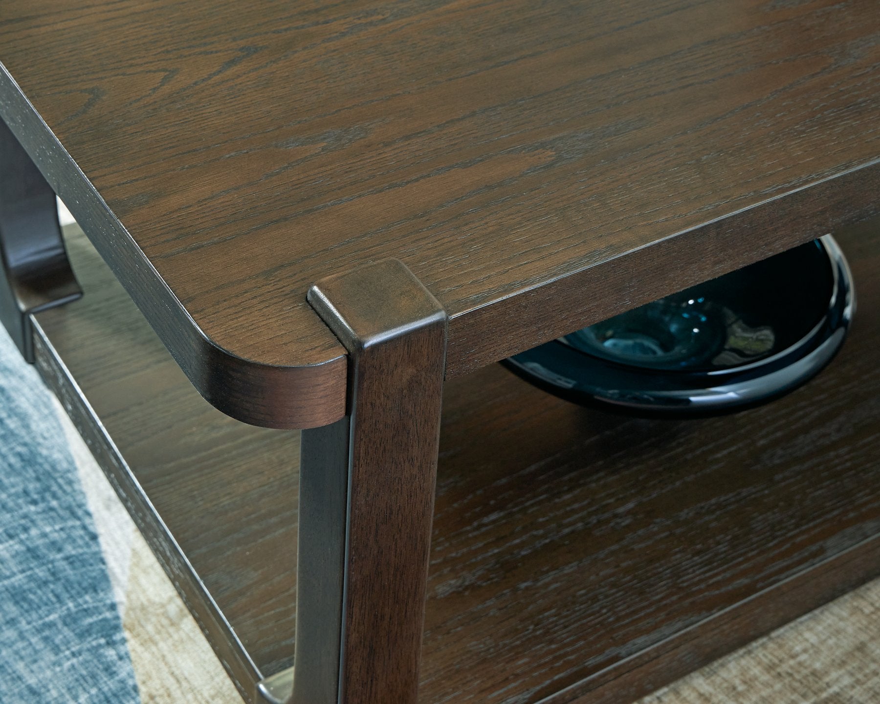 Breckington Coffee Table - Ideal Furniture (Fresno,CA)