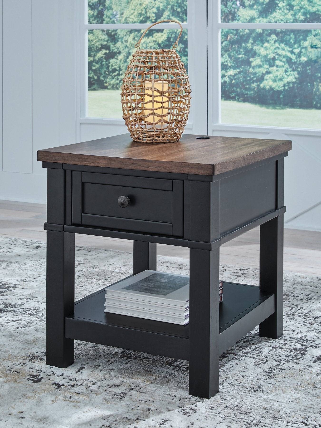 Wildenauer End Table - Ideal Furniture (Fresno,CA)