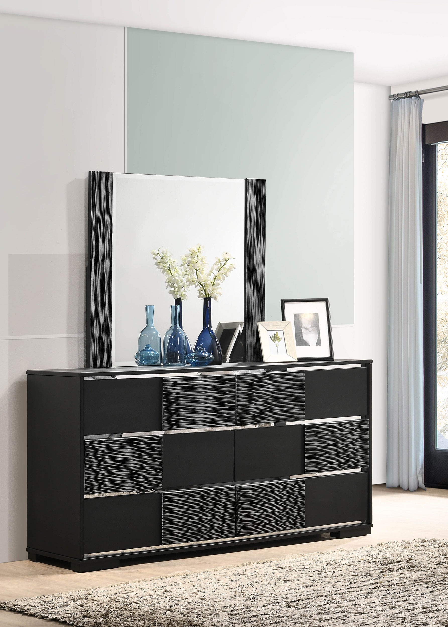 Blacktoft Dresser With Mirror