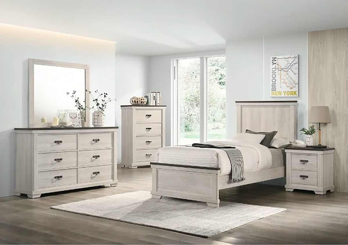 Crown Mark Furniture Leighton 4 Drawer Chest in White - Ideal Furniture (Fresno,CA) 