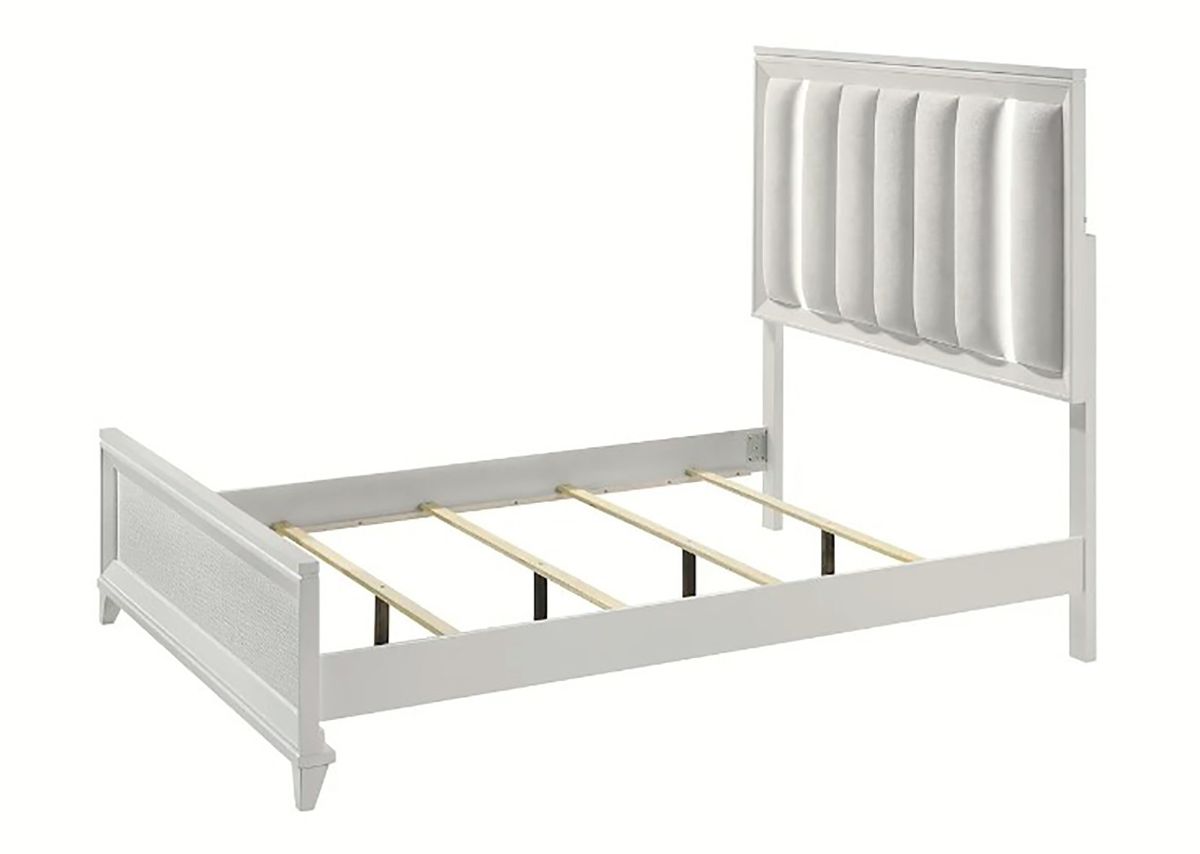 Crown Mark Furniture Cressida Queen Upholstered Panel Bed in White B7300-Q - Ideal Furniture (Fresno,CA) 