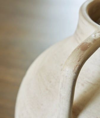 Justy Vase - Ideal Furniture (Fresno,CA) 